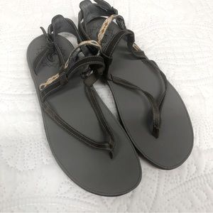 Chaco leather sandals, gray, EUC